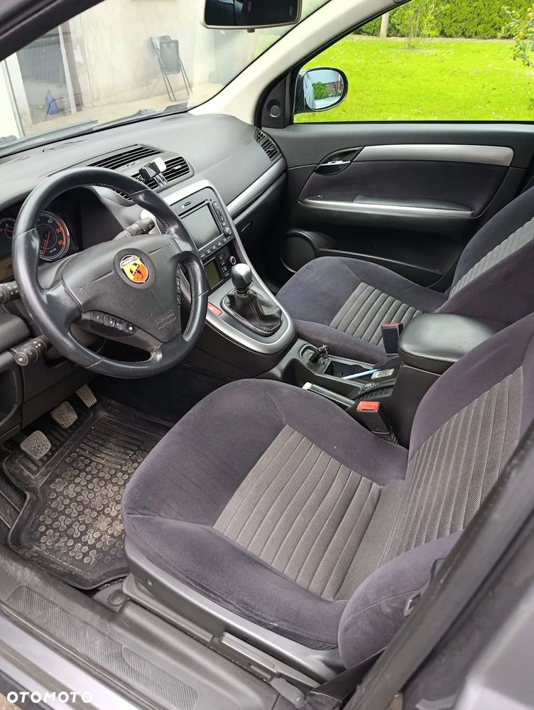 Fiat Croma 1.9JTD Dynamic - 9