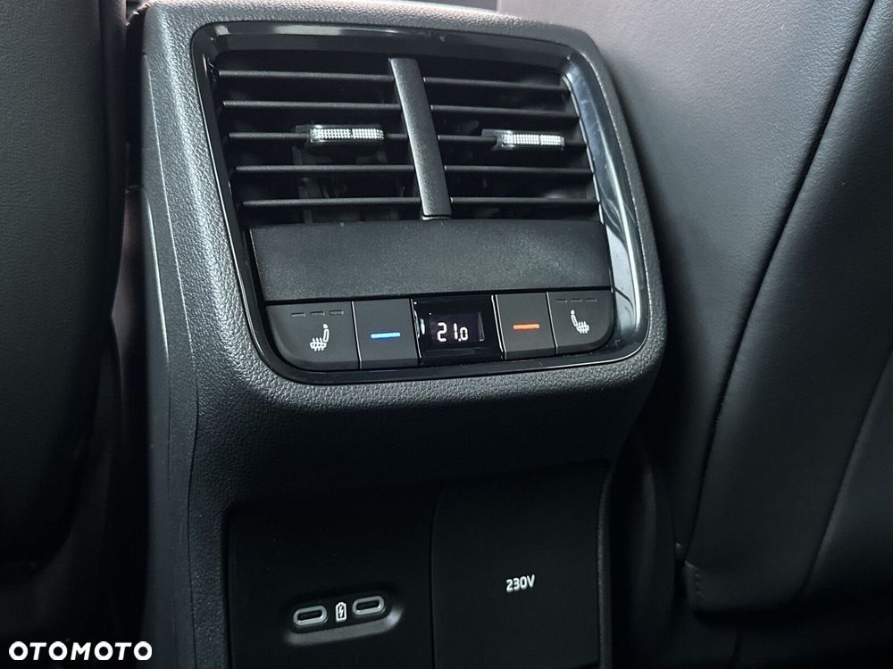 Skoda Octavia 2.0 TDI 4x4 RS DSG - 32