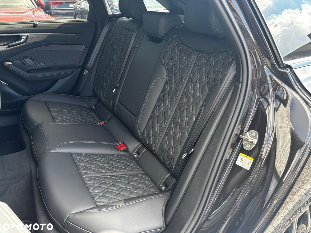 Audi A6 Avant - 18