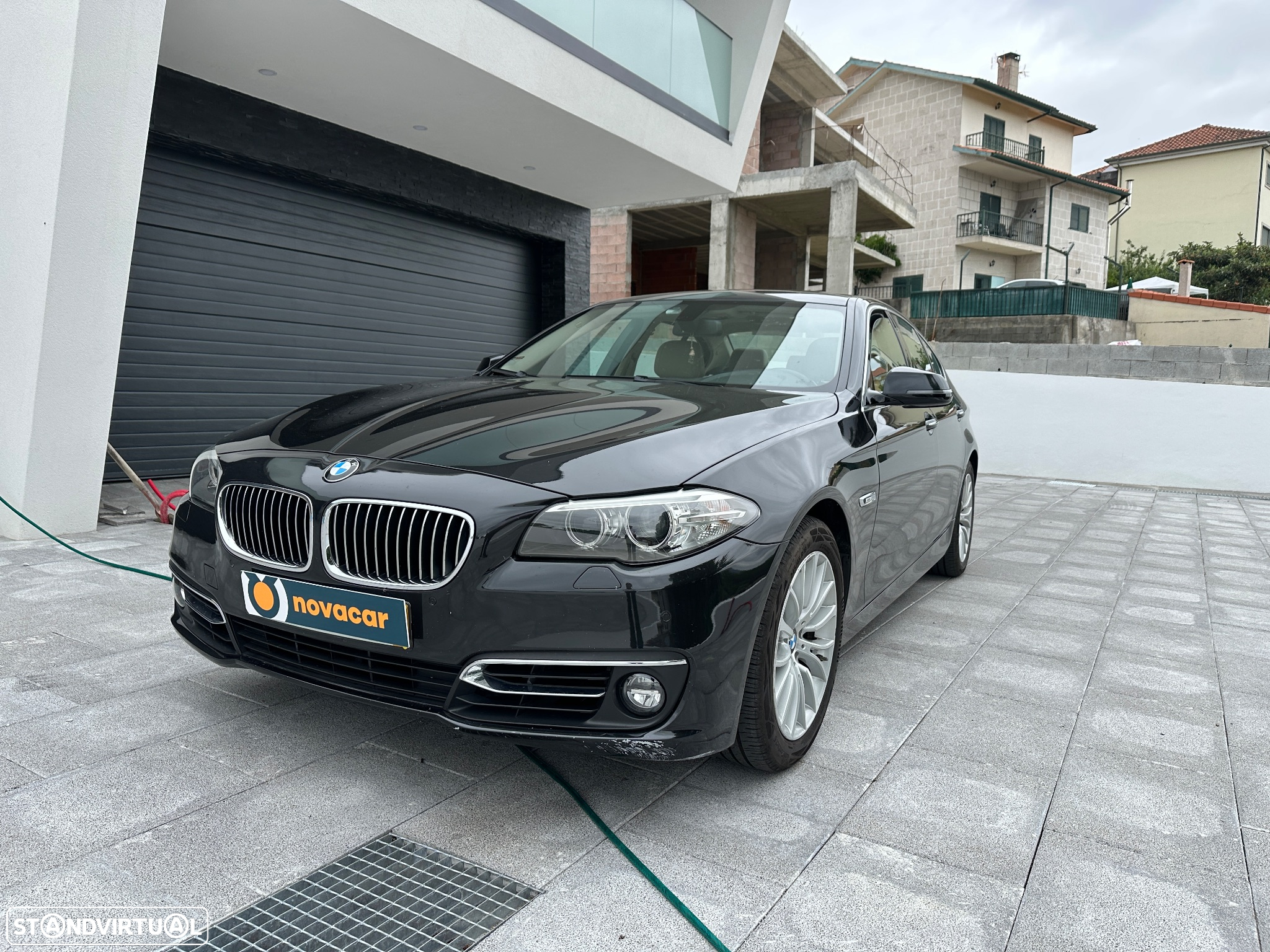 BMW 525 d Line Luxury Auto - 3