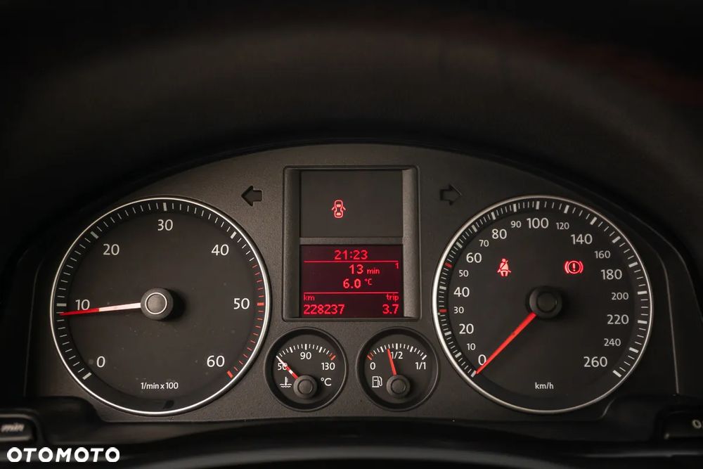 Volkswagen Golf 1.9 TDI Goal - 28