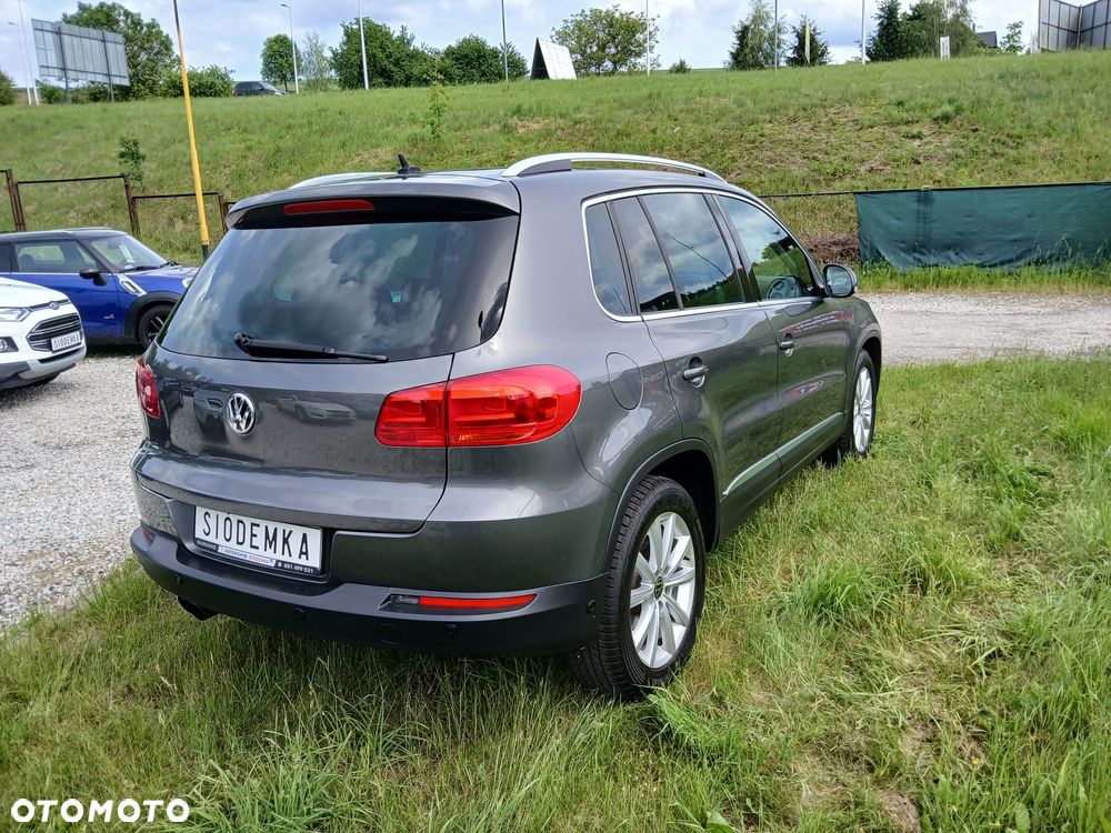 Volkswagen Tiguan - 16