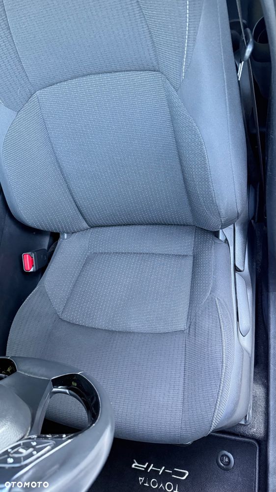 Toyota C-HR 1.8 Hybrid Comfort - 13