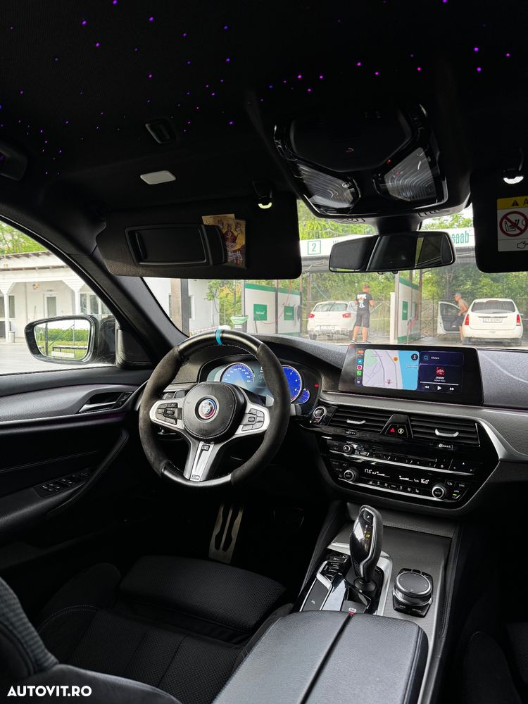 BMW Seria 5 520d xDrive AT - 10