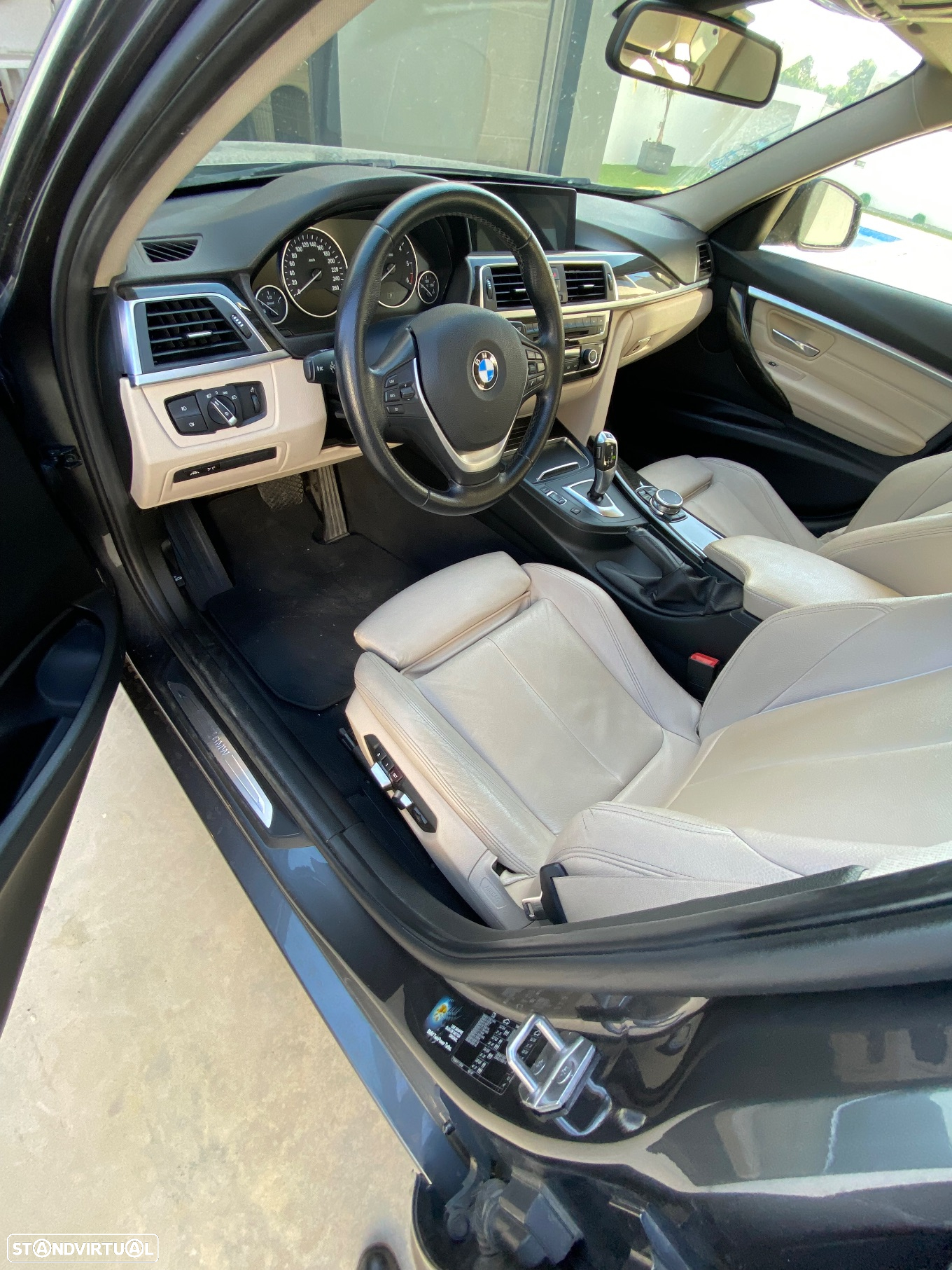 BMW 320 d Touring Line Luxury Auto - 6