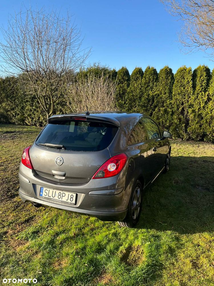 Opel Corsa - 18