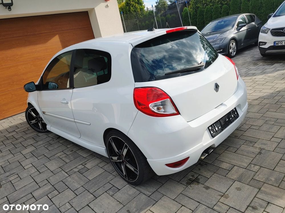 Renault Clio 1.6 16V GT - 4