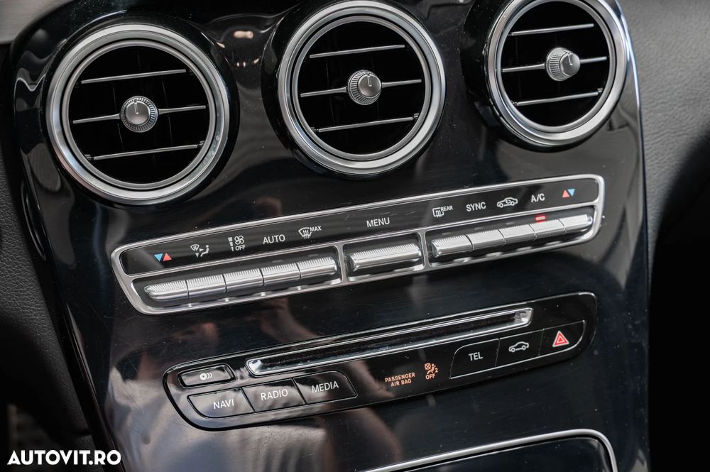 Mercedes-Benz GLC 250 d 4MATIC 9G-TRONIC AMG Line - 18