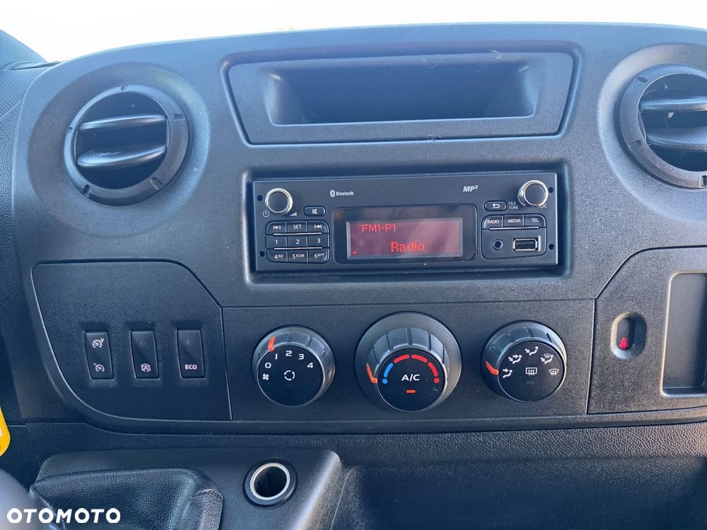 Renault MASTER 2,3 DCI 145 KONNA DOKA BRYGADÓWKA 7 OSOBOWA 3,3M SKRZYNIA KLIMA WEBASTO 162T/KM PRZEBIEGU GWARANCJA BLIŻNIAKI DO 3,5T - 25