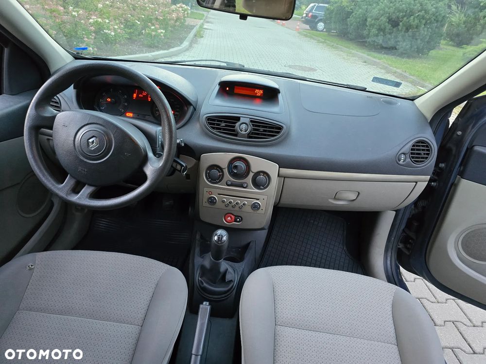 Renault Clio 1.2 16V All Inclusive - 21