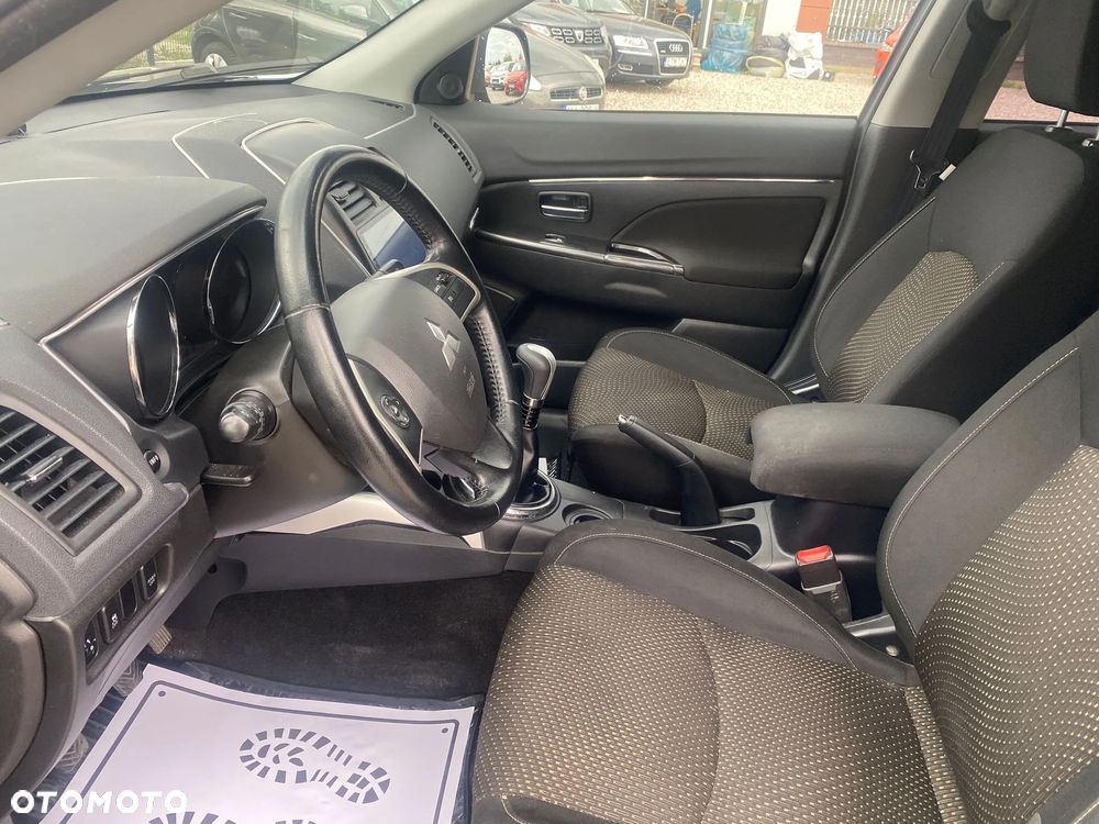 Mitsubishi ASX - 13