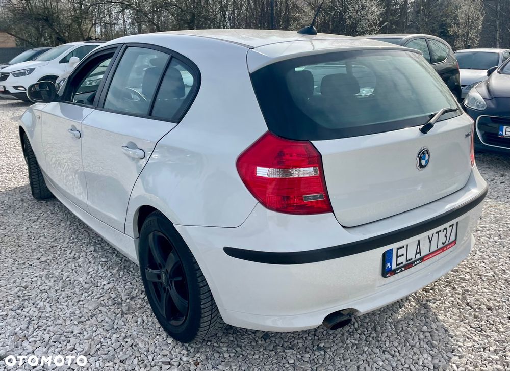BMW Seria 1 - 16