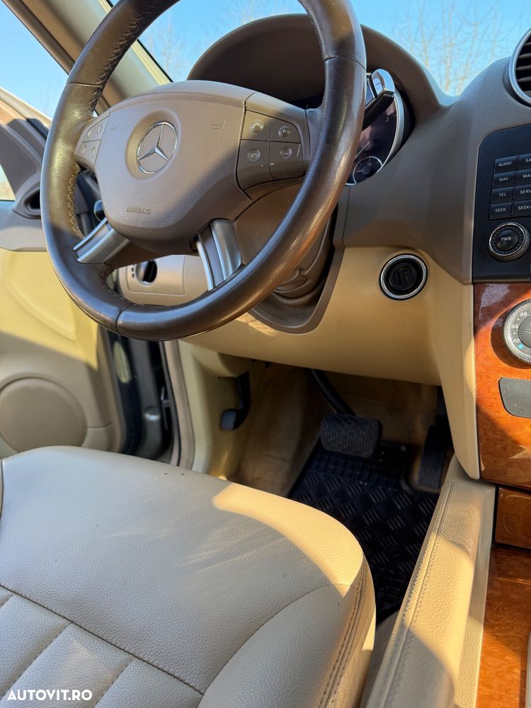 Mercedes-Benz ML - 21