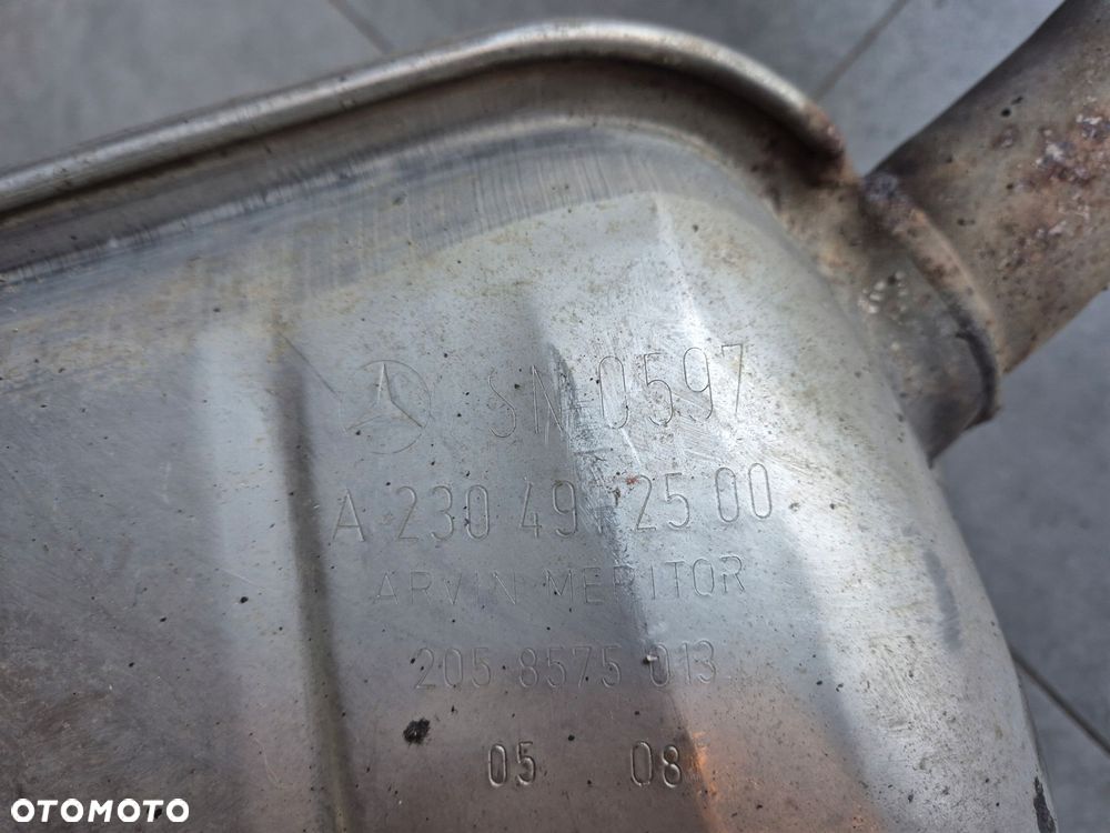 tlumik koncowy prawy lewy mercedes sl r230 lift 2304912600 2304912500 - 2