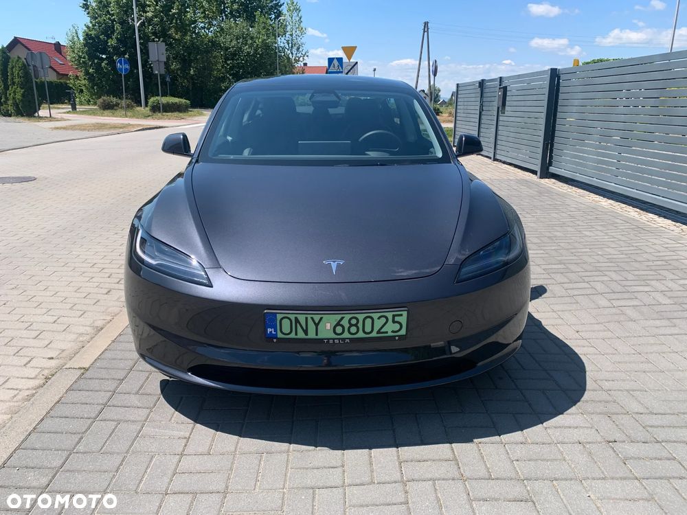 Tesla Model 3 AWD - 5