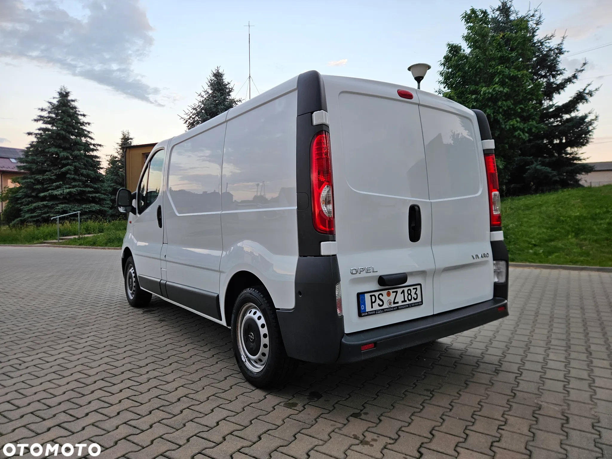 Opel VIVARO - 16