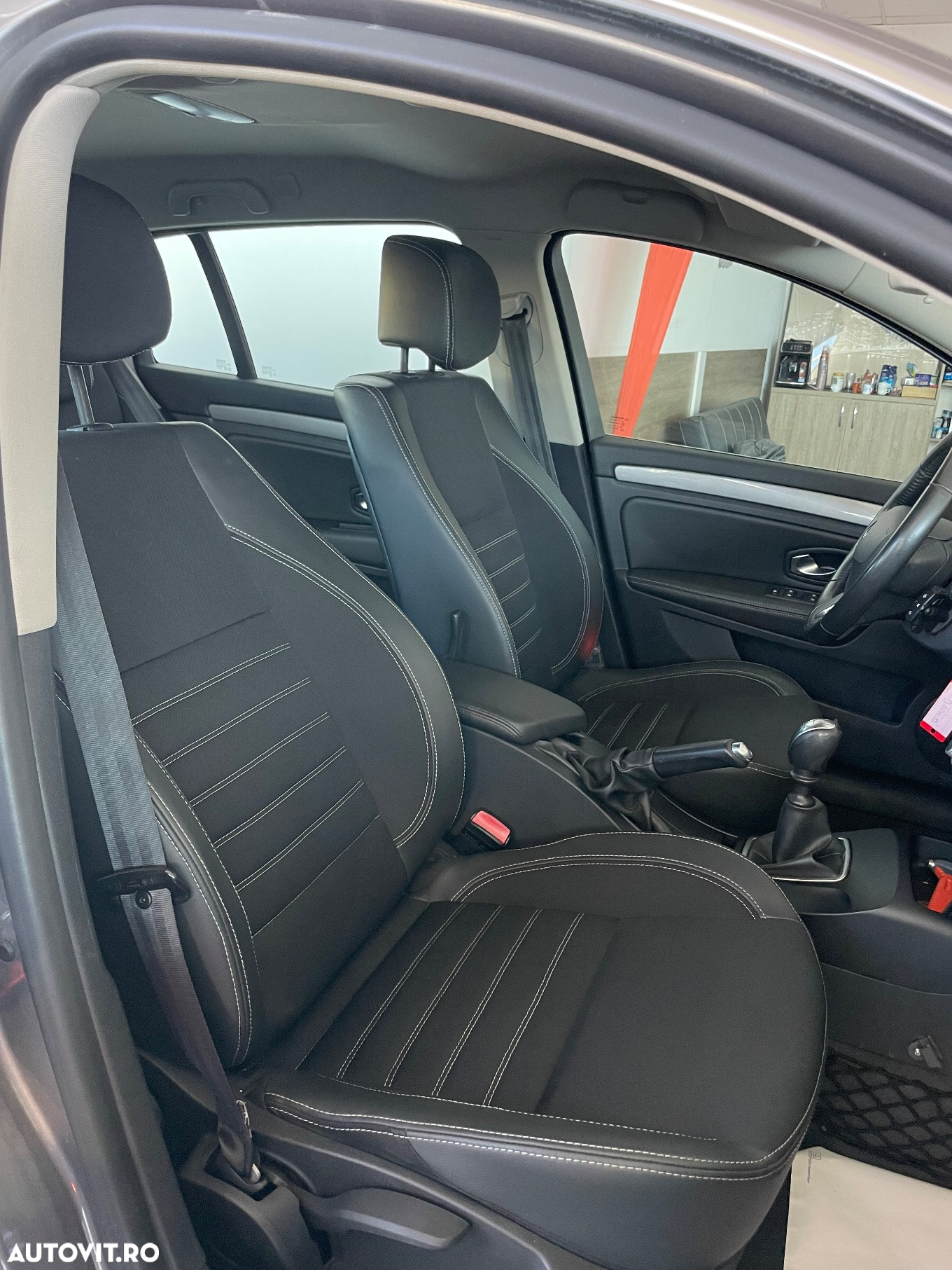 Renault Laguna dCi 110 FAP Emotion - 19