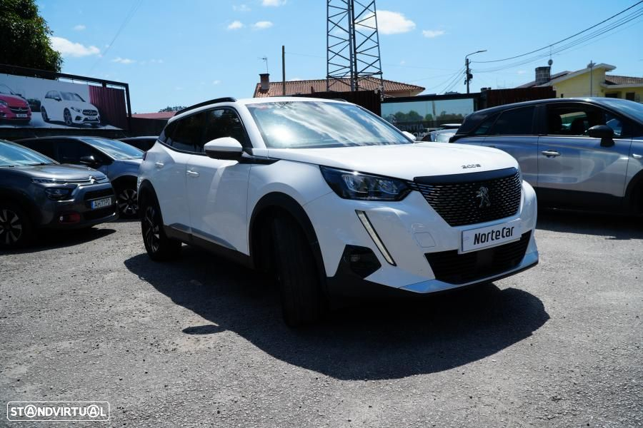 Peugeot 2008 PureTech 130 EAT8 Allure Pack - 4