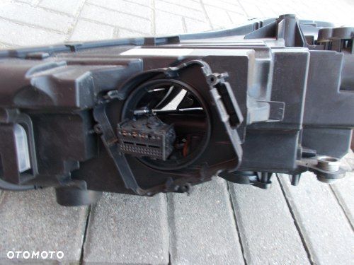 SKODA SCALA 657 657941016A LAMPA PRAWA FULL LED OE - 9