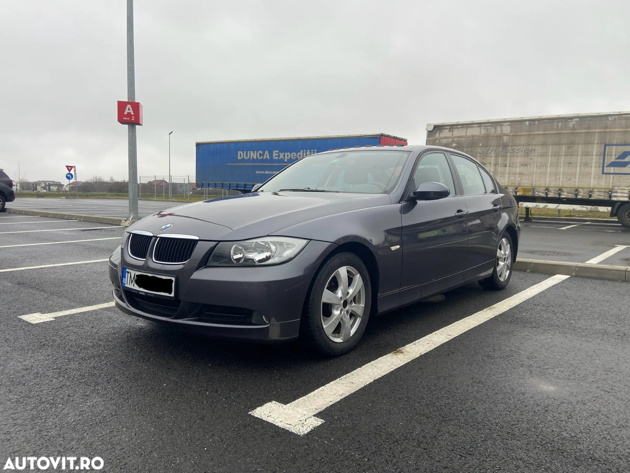 BMW Seria 3 318i - 5