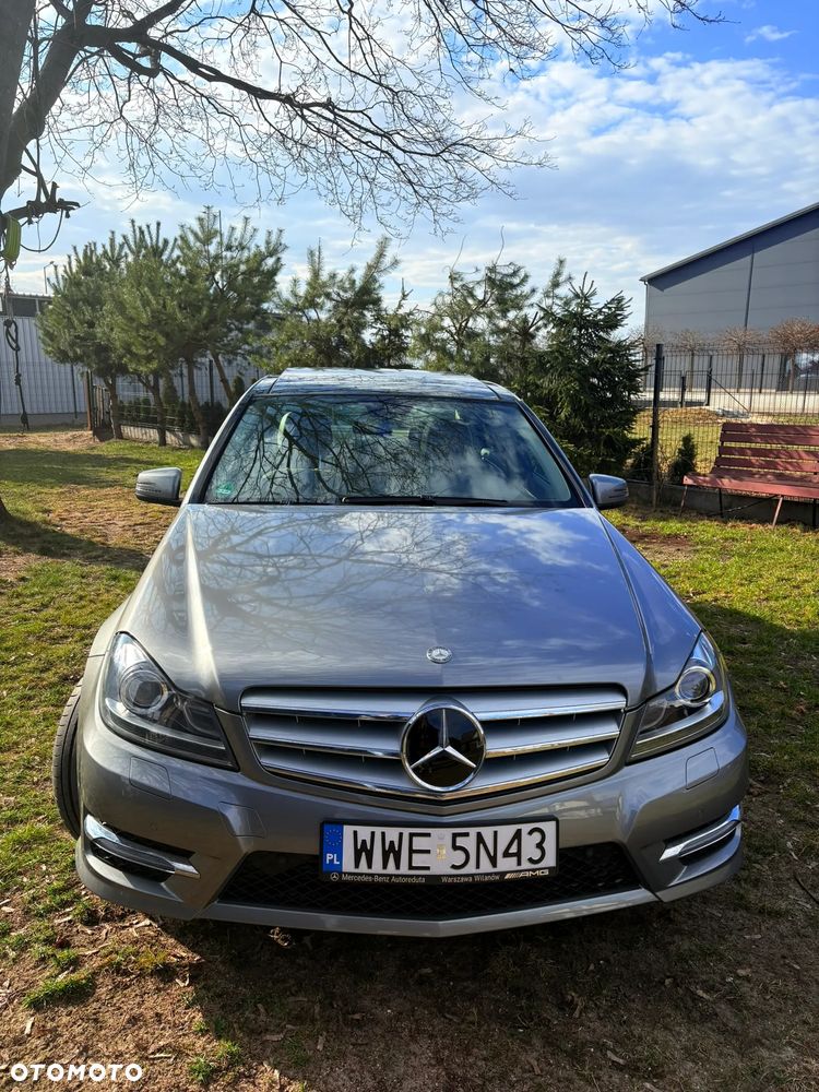 Mercedes-Benz Klasa C 180 CGI Automatik BlueEFFICIENCY Elegance - 3