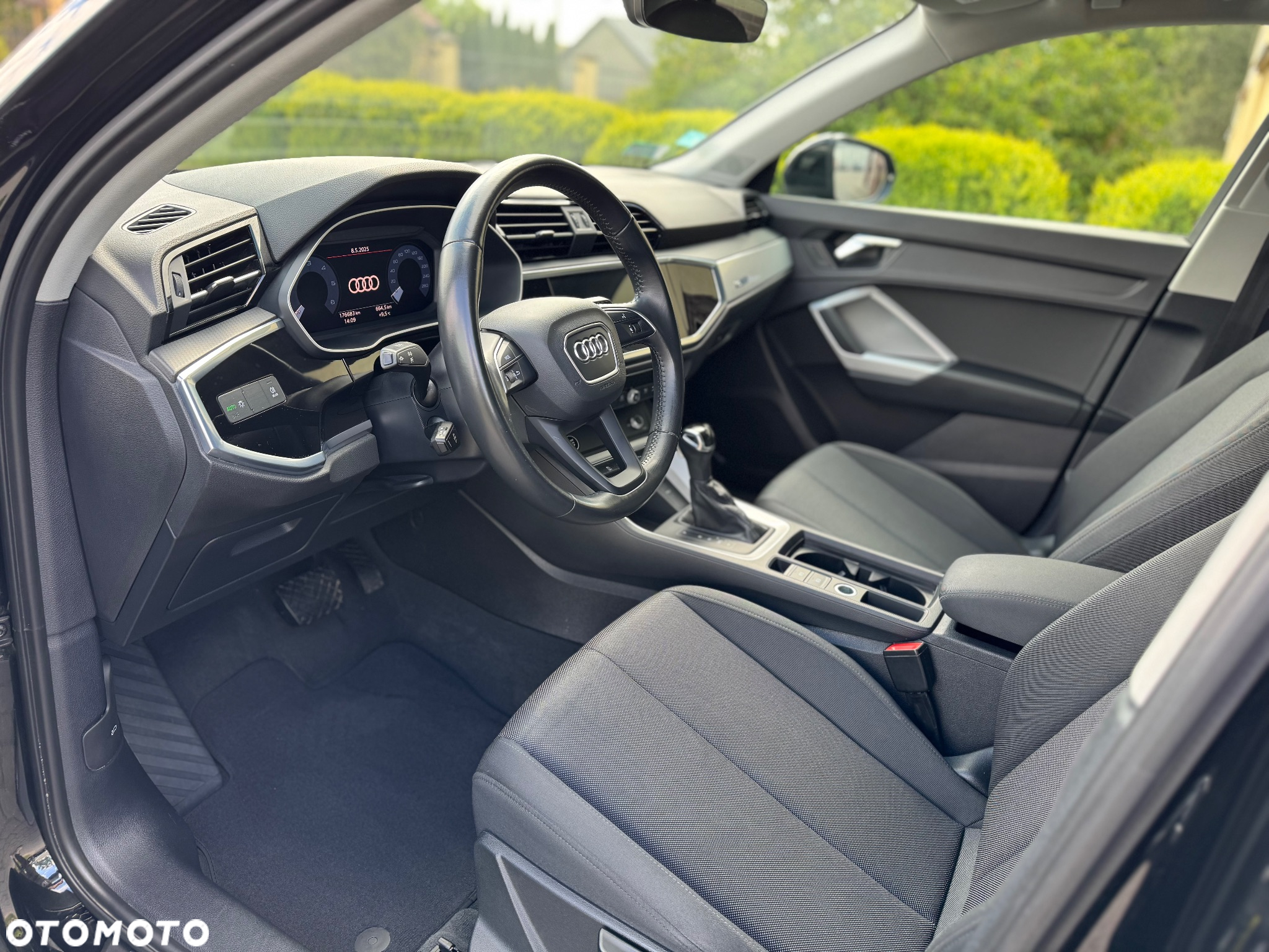 Audi Q3 35 TDI S tronic - 11