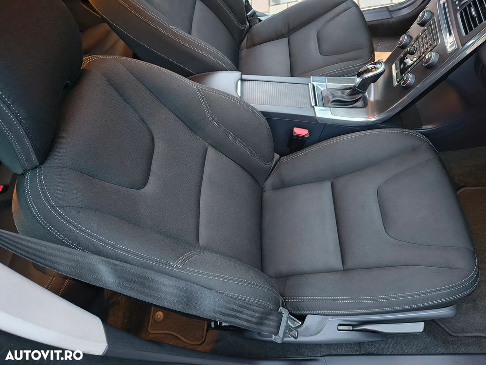 Volvo XC 60 D3 Geartronic Kinetic - 17