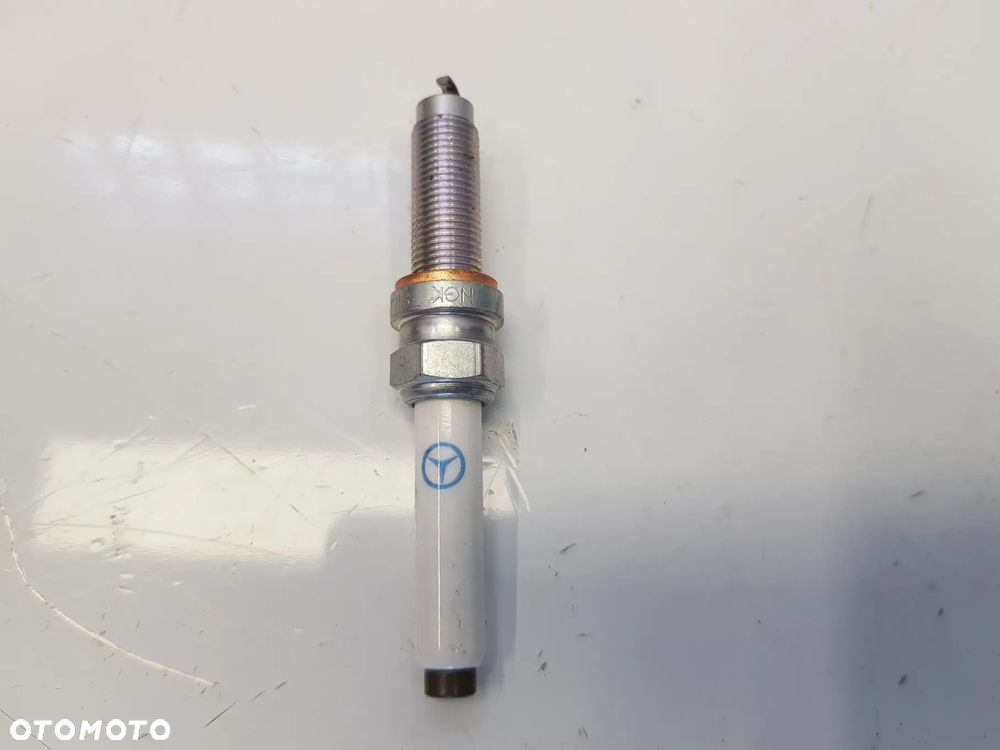 Świeca zapłonowa iskrowa laser NGK MERCEDES W206 W222 W213 W223 M254 M256 C238 A238 V223 V222 - 2