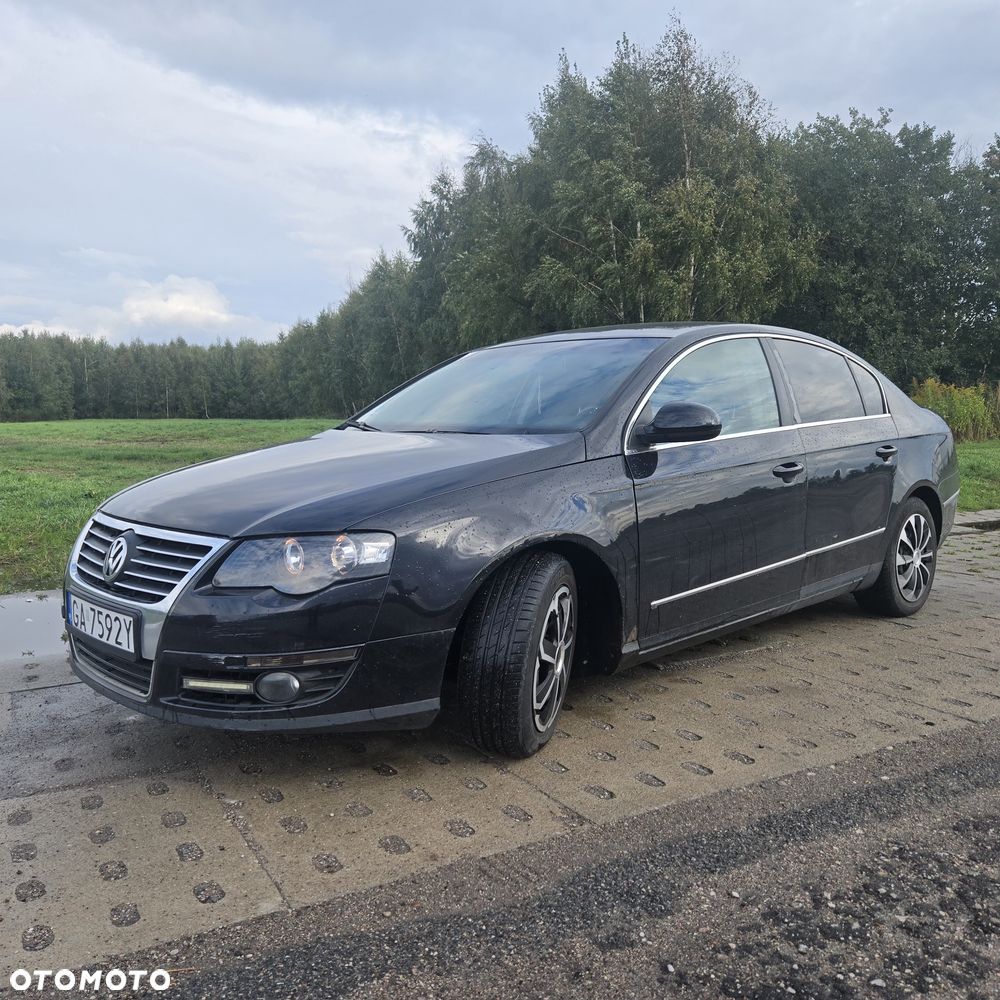 Volkswagen Passat - 21
