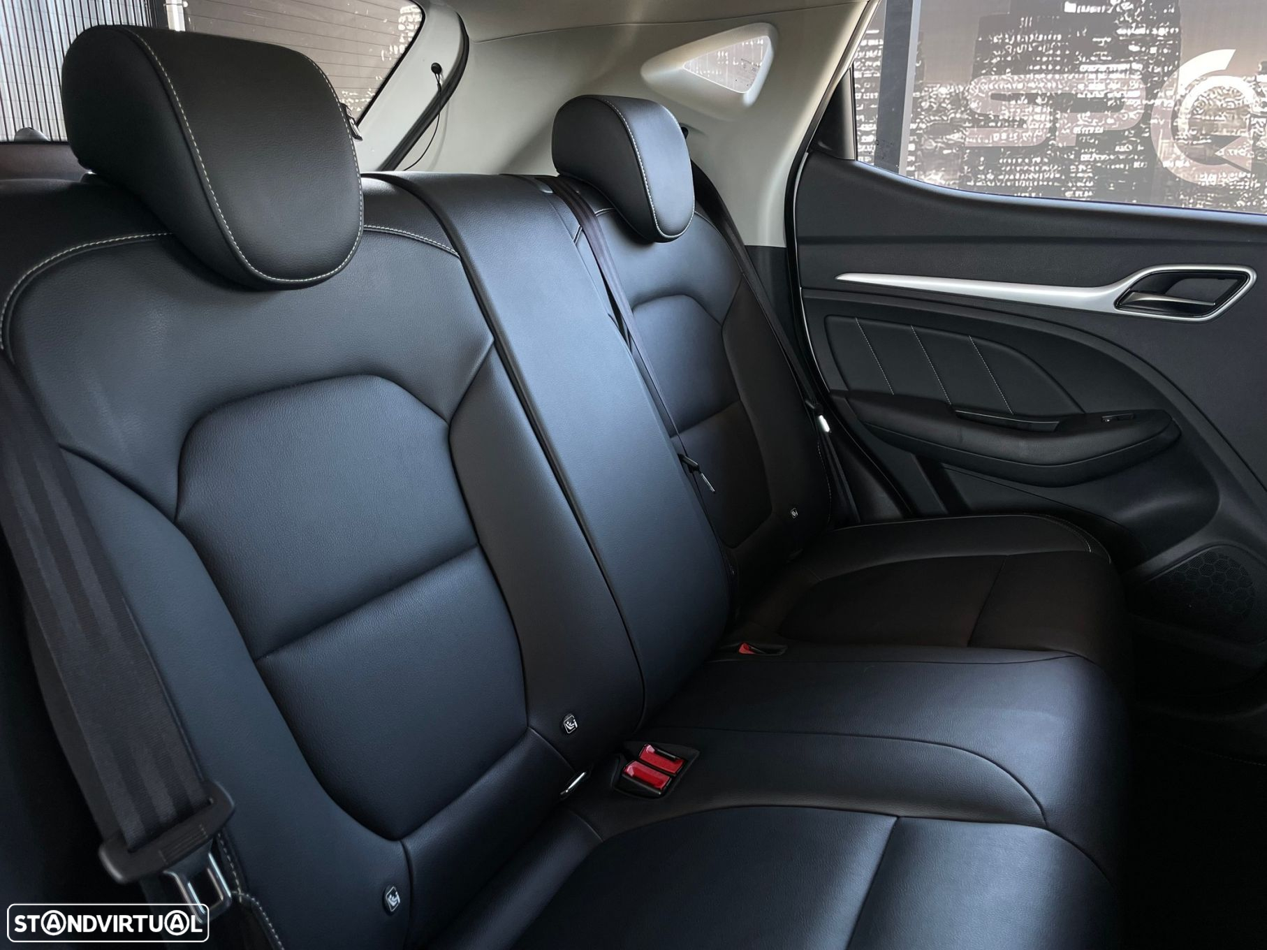 MG ZS EV Luxury - 13