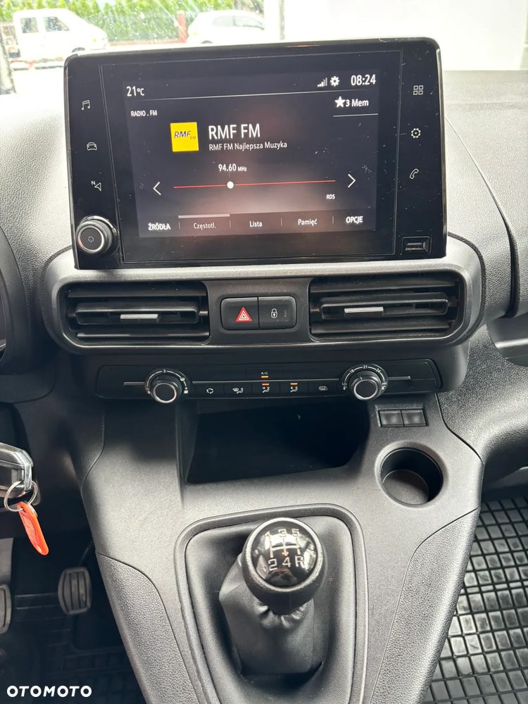 Opel Combo 1.5 CDTI Essentia - 12