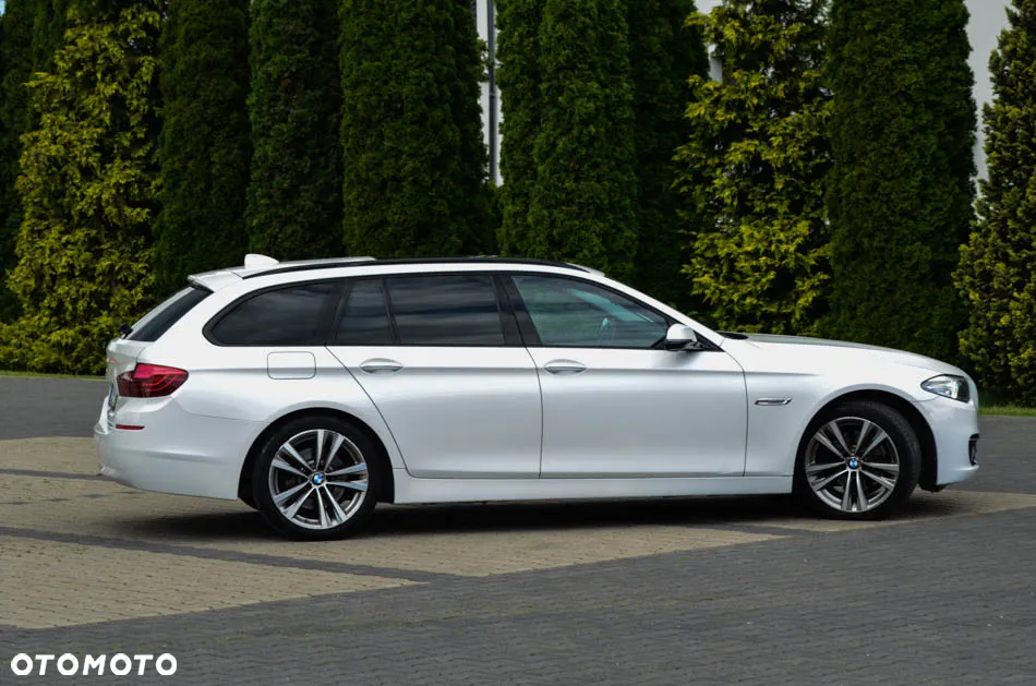 BMW Seria 5 520d Touring Luxury Line - 15