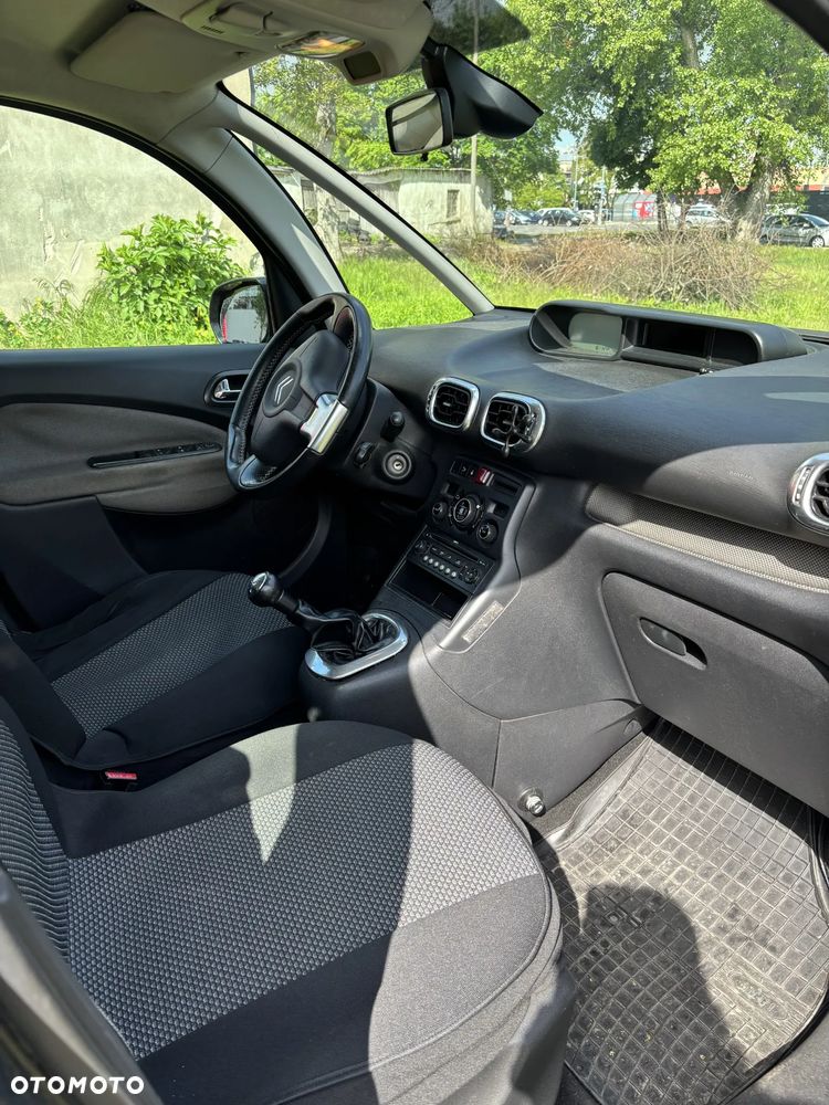 Citroën C3 Picasso 1.4i Exclusive - 2