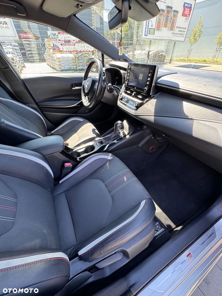 Toyota Corolla 2.0 Hybrid GR Sport - 16