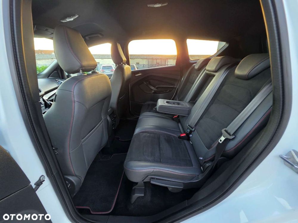Ford Kuga - 20