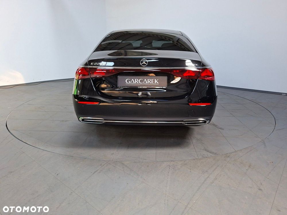 Mercedes-Benz Klasa E - 12