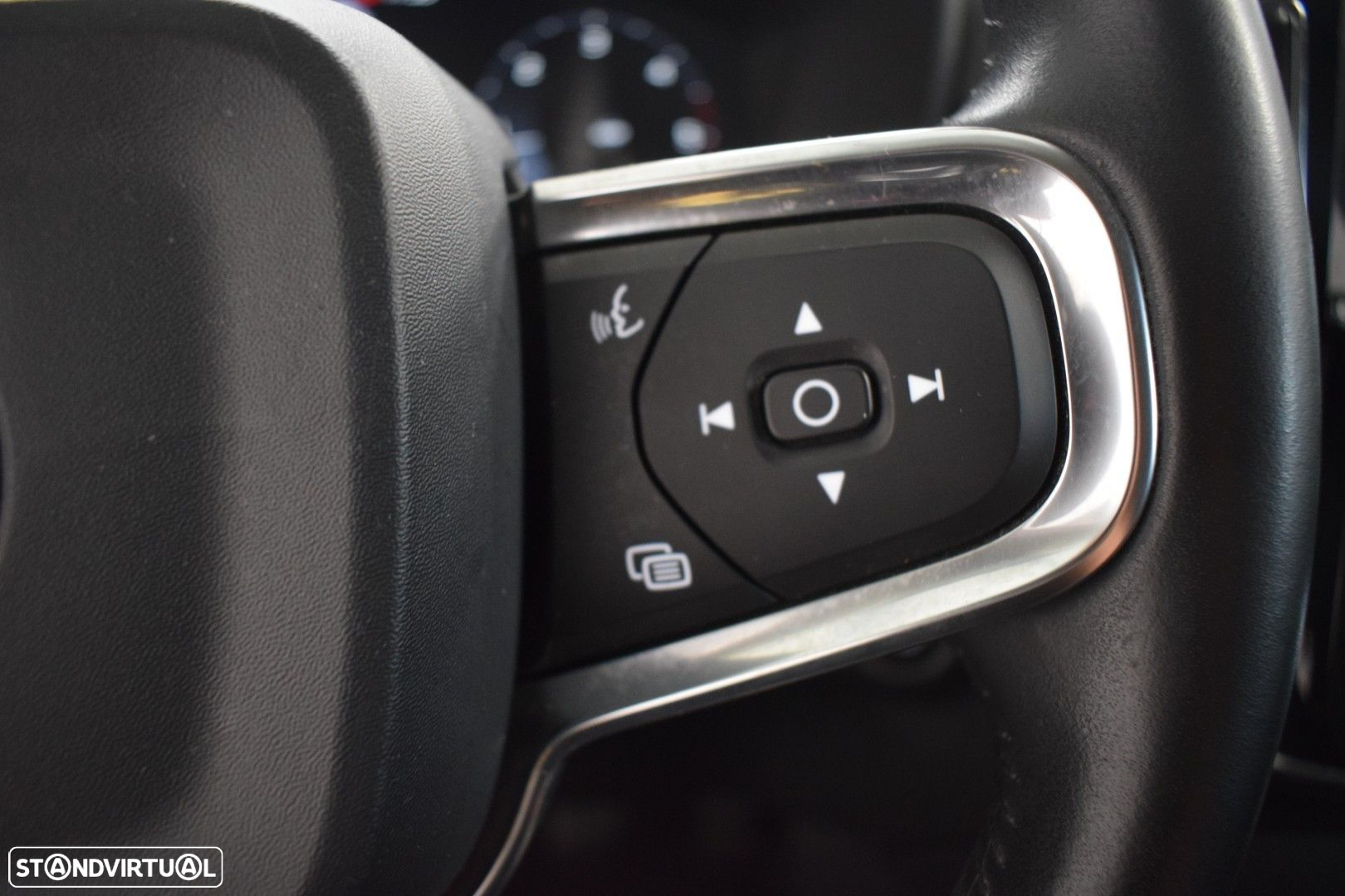 Volvo XC 40 2.0 D3 Momentum - 20