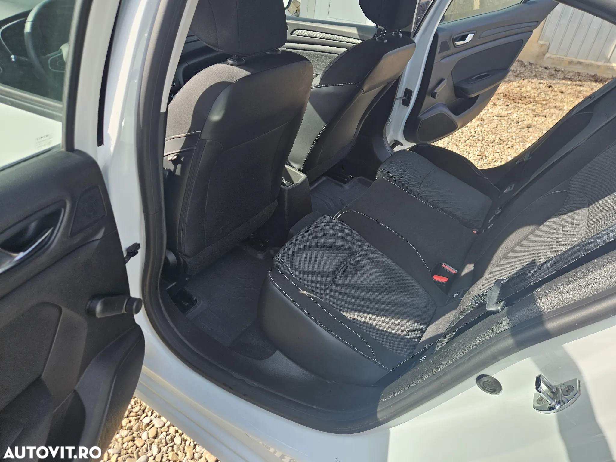Renault Megane BLUE dCi Life - 10