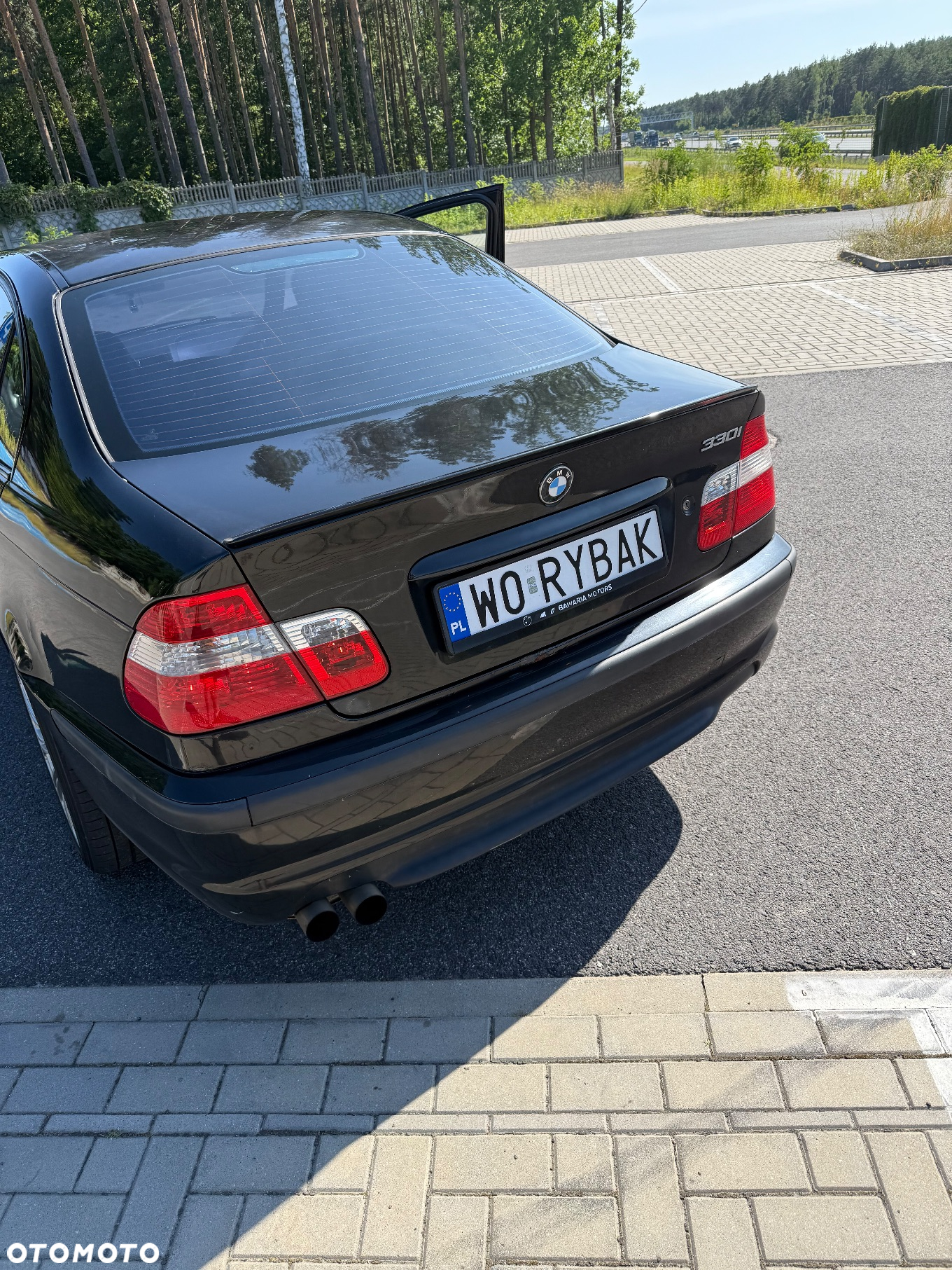 BMW Seria 3 330i - 5