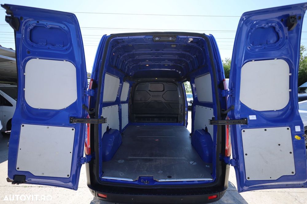 Ford Transit Custom - 12
