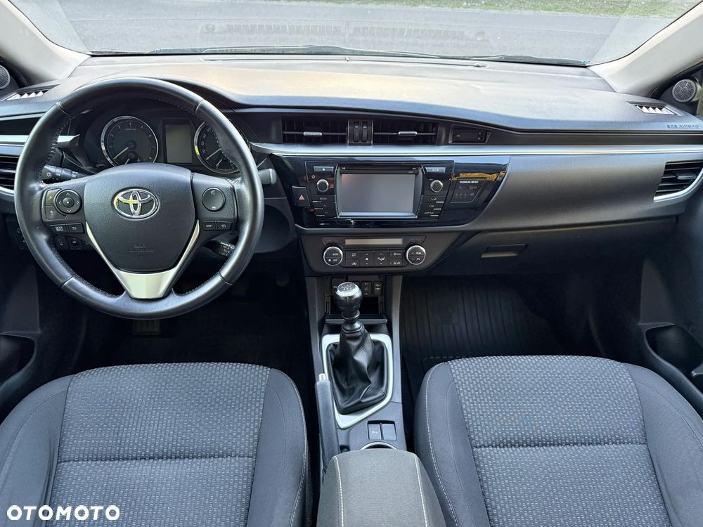 Toyota Corolla 1.6 Prestige - 14