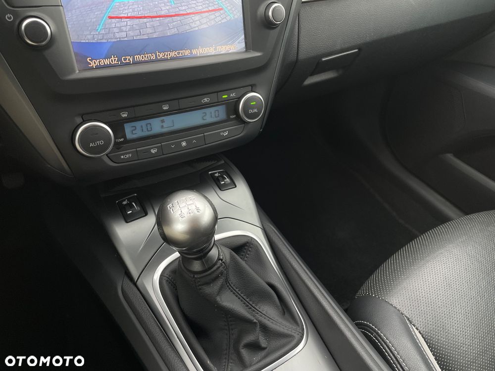 Toyota Avensis - 18
