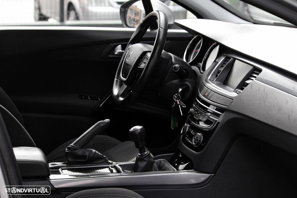 Peugeot 508 SW 1.6 e-HDi Active - 17