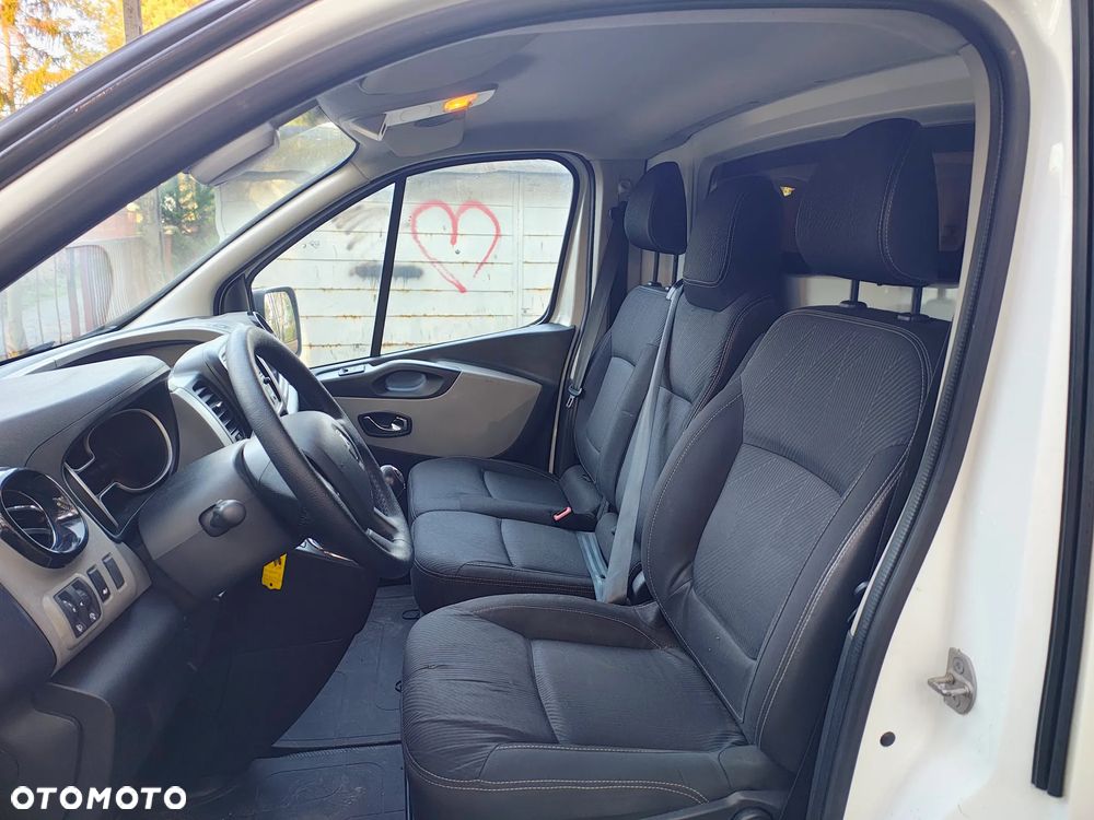 Renault Trafic - 13