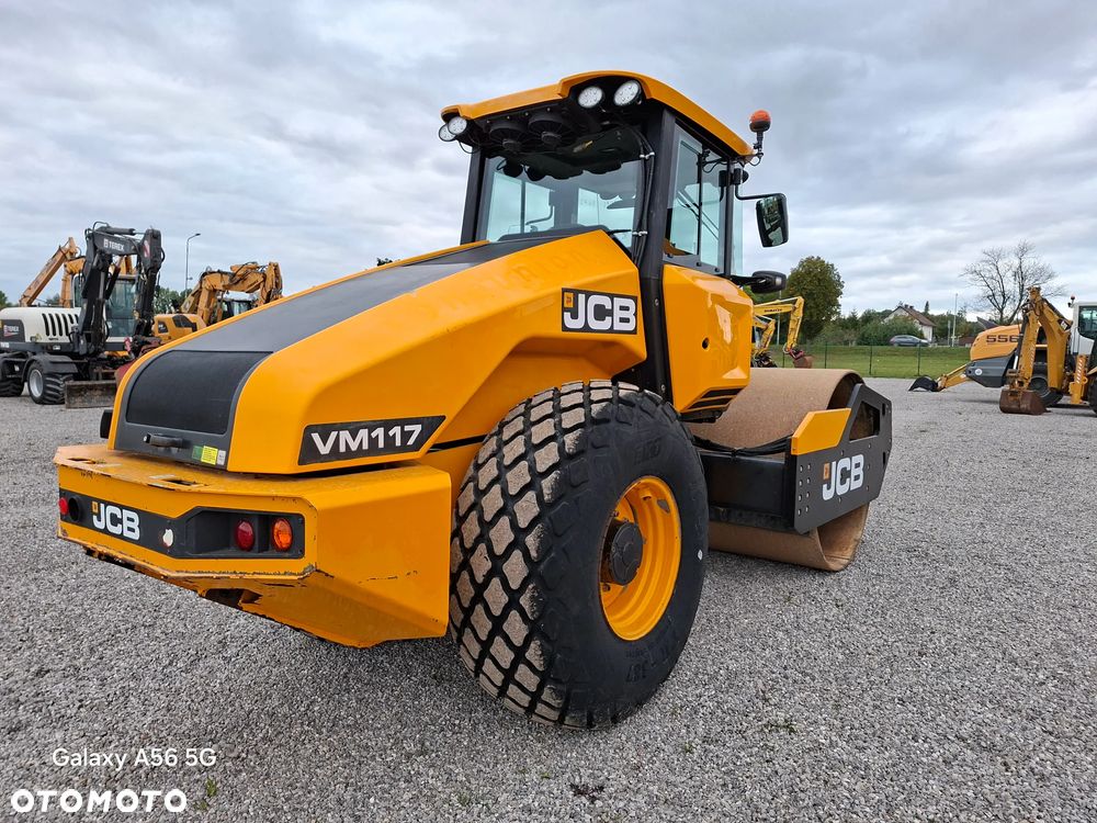 JCB VIBROMAX VM117 Guma-Stal - 4