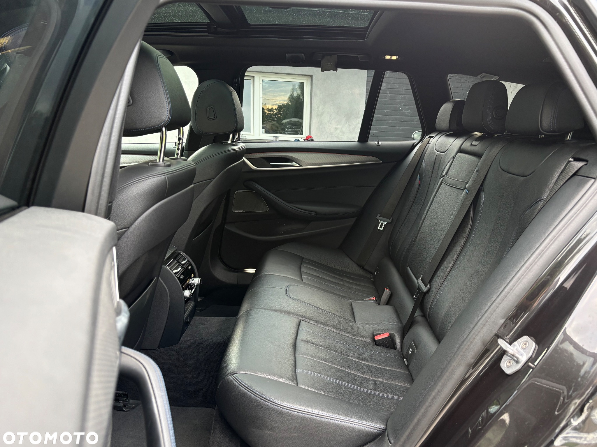 BMW Seria 5 540d xDrive M Sport sport - 24