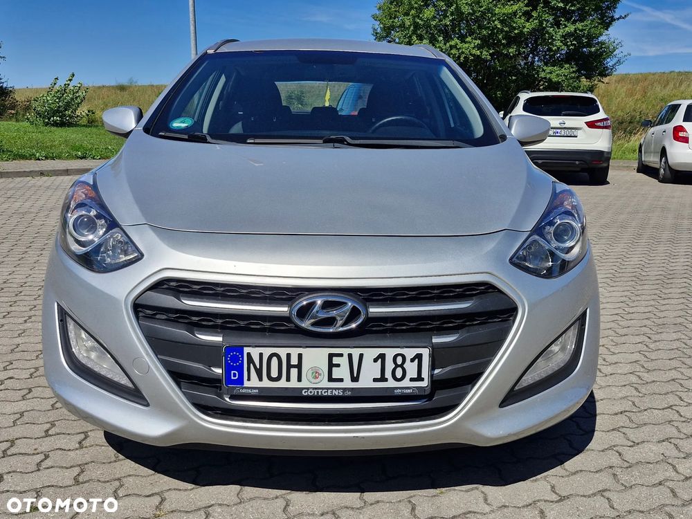 Hyundai i30 i30cw 1.6 CRDi Trend - 3