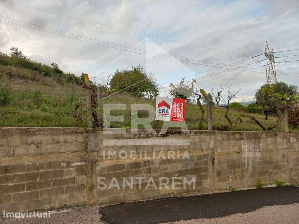 Terreno com 2.251 m2 para construção de moradia