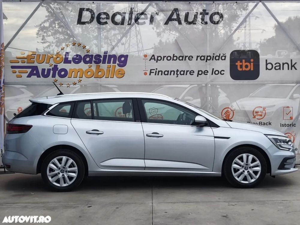 Renault Megane E-TECH Plug-in 160 BUSINESS EDITION - 4