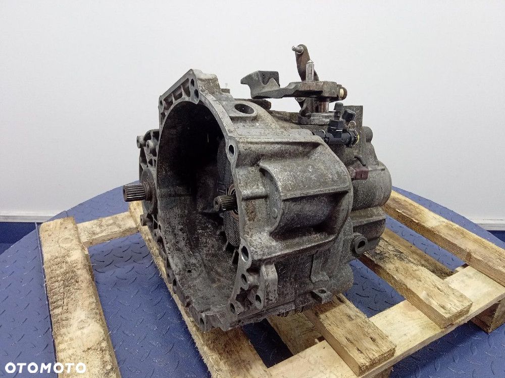VW GOLF 5 V 03- 2.0 TDI 140KM SKRZYNIA BIEGÓW MANUALNA GRF BKD - 6